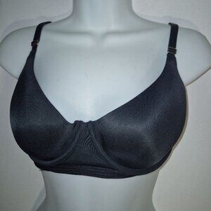 Savage X Fenty underwire Bra, Black w/gold hardware in size 34D